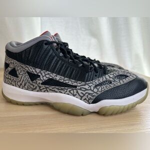 Nike Jordan 11 Retro Low IE Black Cement